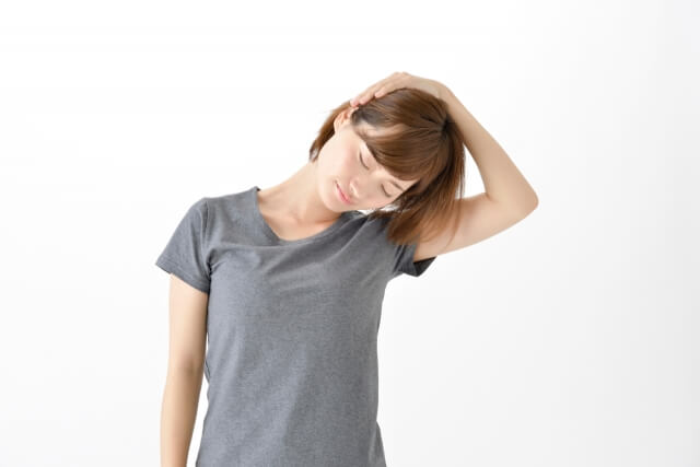 首　ストレッチ