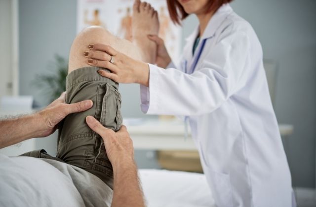 反り腰を治す2つの方法