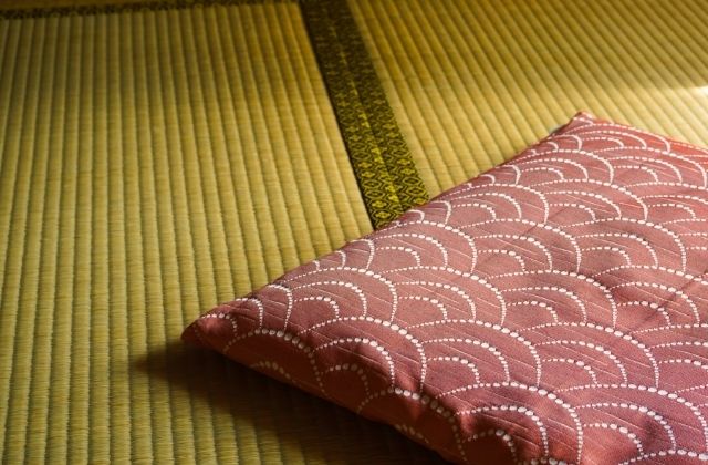 「お尻を温めるグッズ」の活用