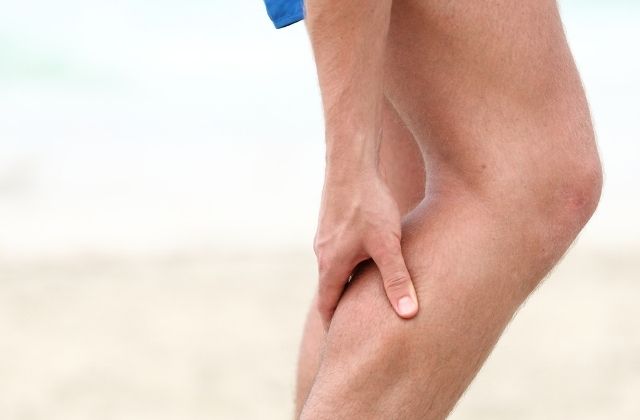 ふくらはぎの筋肉が伸びる機会が少ない